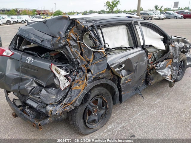 Toyota RAV4 LE 2015 2T3BFREV6FW260200 Image 18