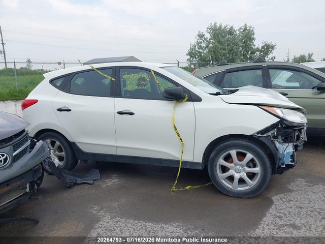 Продаж на аукціоні авто 2011 Hyundai Tucson Gl, vin: KM8JT3AC2BU194821, номер лоту: 20264793
