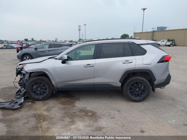 2T3R1RFV6RC418410 Toyota Rav4 Xle