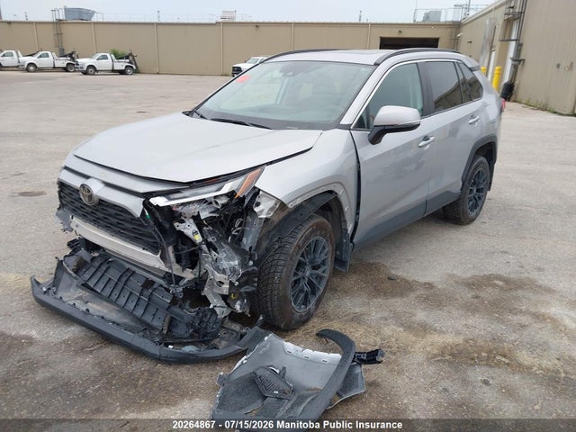 2T3R1RFV6RC418410 Toyota Rav4 Xle
