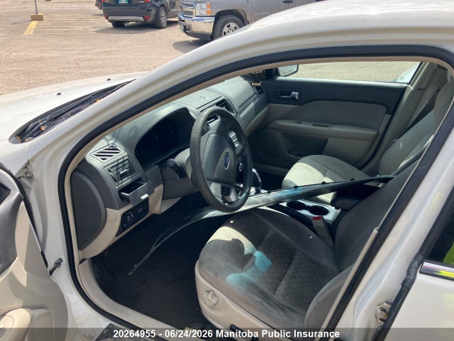 20264955 :رقم المزاد ، 3FAHP0HA5BR162923 vin ، 2011 Ford Fusion Se مزاد بيع