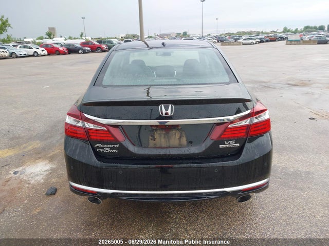 Продаж на аукціоні авто 2016 Honda Accord Touring V6, vin: 1HGCR3F99GA800232, номер лоту: 20265005