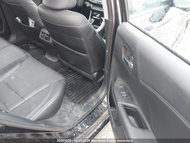 Продаж на аукціоні авто 2016 Honda Accord Touring V6, vin: 1HGCR3F99GA800232, номер лоту: 20265005