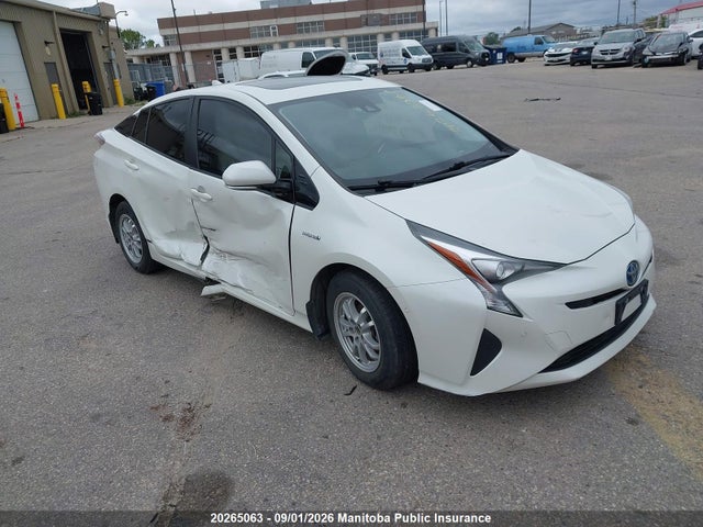 20265063 :رقم المزاد ، JTDKARFUXH3040374 vin ، 2017 Toyota Prius مزاد بيع