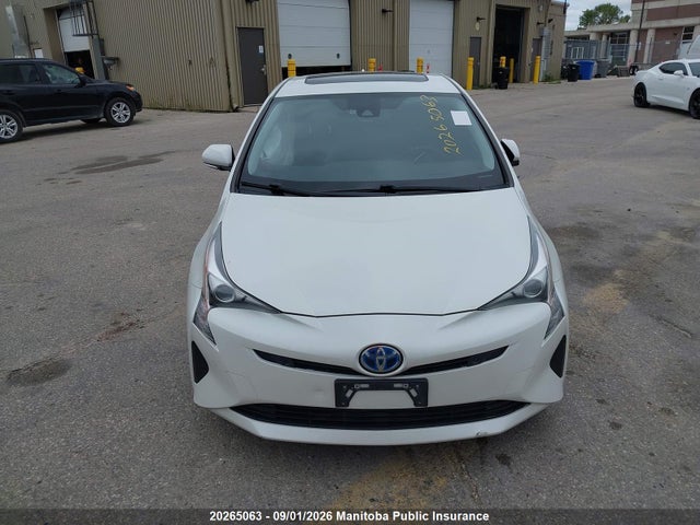 20265063 :رقم المزاد ، JTDKARFUXH3040374 vin ، 2017 Toyota Prius مزاد بيع