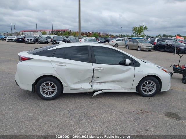 20265063 :رقم المزاد ، JTDKARFUXH3040374 vin ، 2017 Toyota Prius مزاد بيع