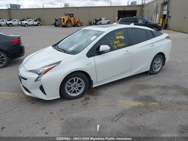 20265063 :رقم المزاد ، JTDKARFUXH3040374 vin ، 2017 Toyota Prius مزاد بيع