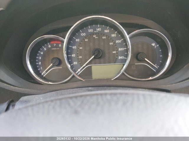 2T1BURHE6FC332167 Toyota COROLLA LE