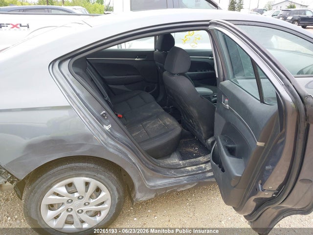 Hyundai Elantra Essential 2020 KMHD74LF0LU013926 Image 7