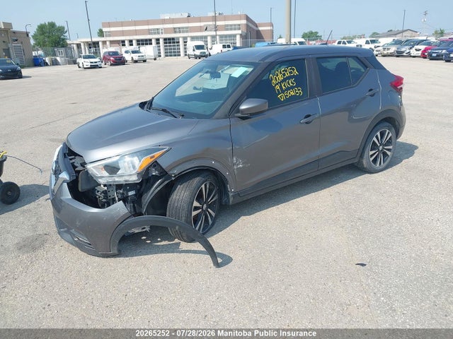 Nissan KICKS SV 2019 3N1CP5CU0KL502133 Image 2