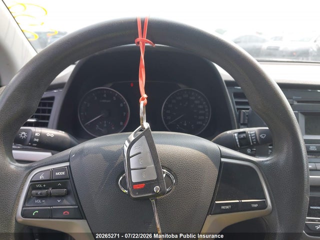 20265271 :رقم المزاد ، 5NPD74LF6HH044135 vin ، 2017 Hyundai Elantra Le مزاد بيع