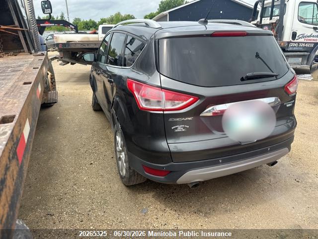 2016 Ford Escape Titanium მანქანა იყიდება აუქციონზე, vin: 1FMCU9J93GUC31234, აუქციონის ნომერი: 20265325