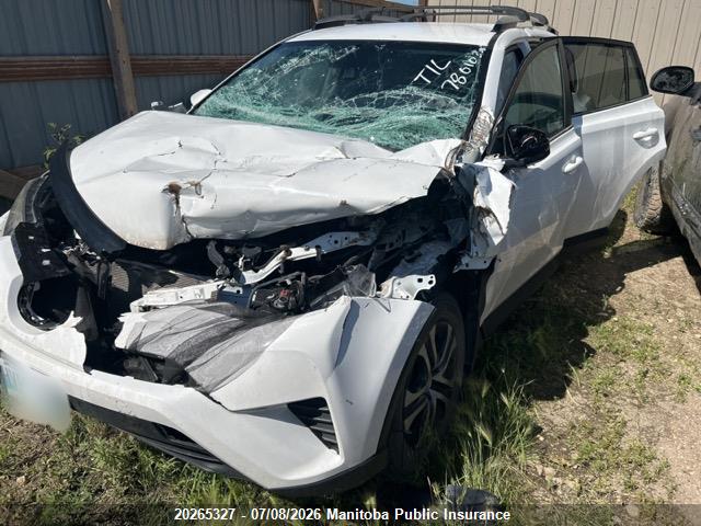 Toyota RAV4 LE 2017 2T3BFREV6HW693373 Image 2
