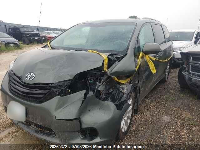 20265372 :رقم المزاد ، 5TDJK3DC6BS025084 vin ، 2011 Toyota Sienna Le V6 Le V6 مزاد بيع