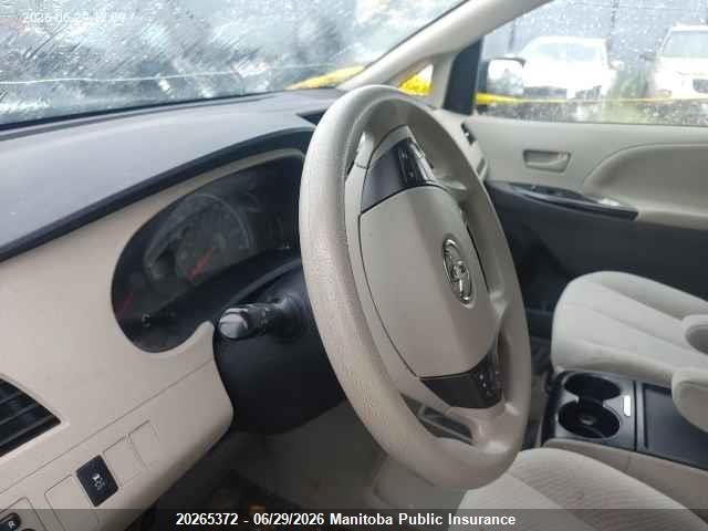 20265372 :رقم المزاد ، 5TDJK3DC6BS025084 vin ، 2011 Toyota Sienna Le V6 Le V6 مزاد بيع