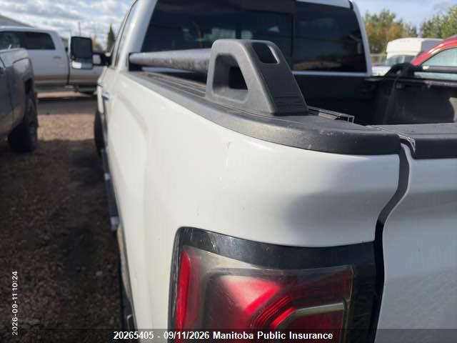 GMC Sierra 1500 Slt Crew Cab 2018 3GTU2NEJ8JG360379 Image 3