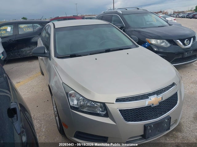 20265443 :رقم المزاد ، 1G1PC5SH2C7166675 vin ، 2012 Chevrolet Cruze Ls مزاد بيع