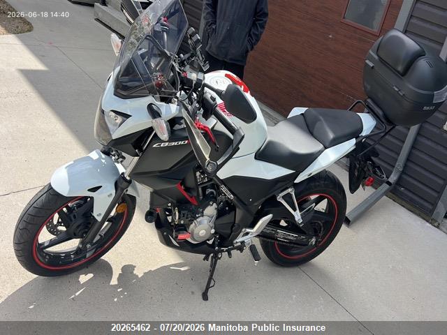 20265462 :رقم المزاد ، MLHNC526XF5100255 vin ، 2015 Honda Cb300fa مزاد بيع