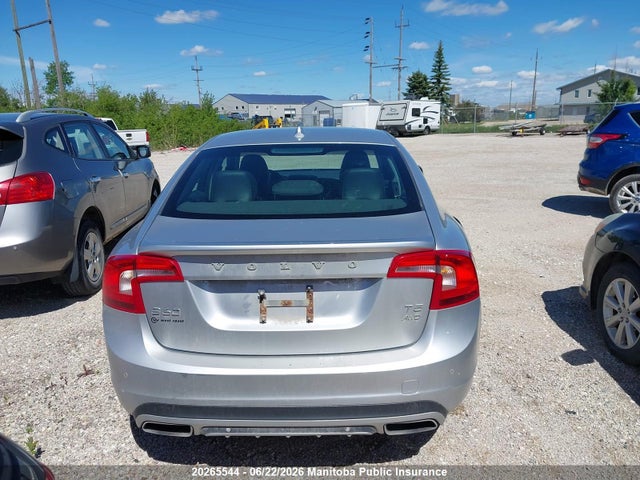 Volvo S60 T5 2016 YV1612TK2G2411375 Image 15