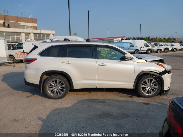 Продаж на аукціоні авто 2015 Toyota Highlander Xle V6, vin: 5TDJKRFH7FS127933, номер лоту: 20265556