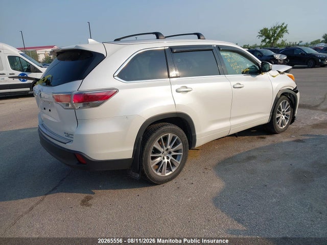Продаж на аукціоні авто 2015 Toyota Highlander Xle V6, vin: 5TDJKRFH7FS127933, номер лоту: 20265556