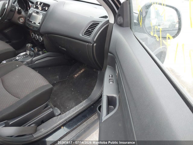 JA4AJ3AU3HZ605362 Mitsubishi RVR SE