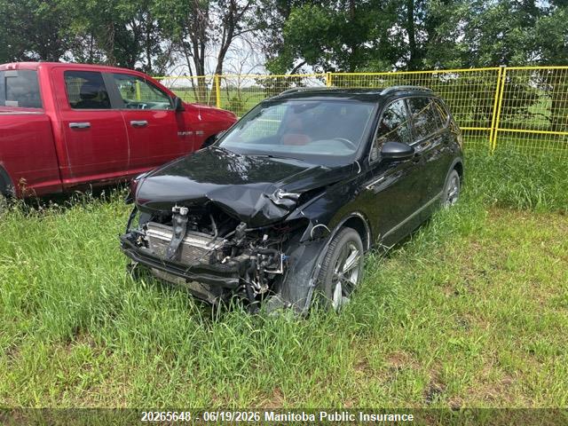 3VV4B7AX9LM119829 Volkswagen Tiguan Highline 2.0 Tsi