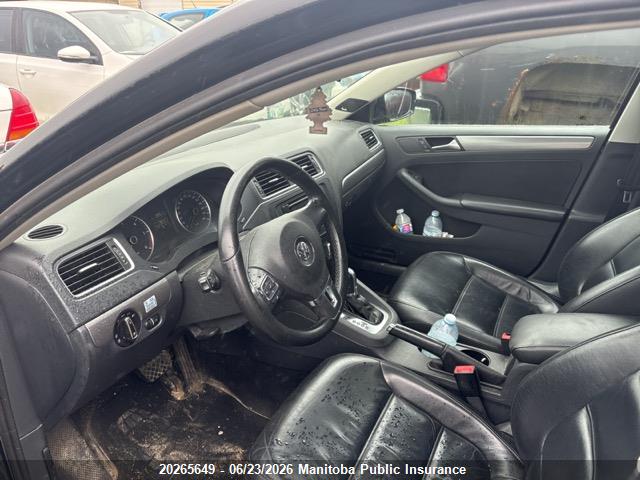 20265649 :رقم المزاد ، 3VWLL7AJ1DM412822 vin ، 2013 Volkswagen Jetta 2.0 Tdi مزاد بيع
