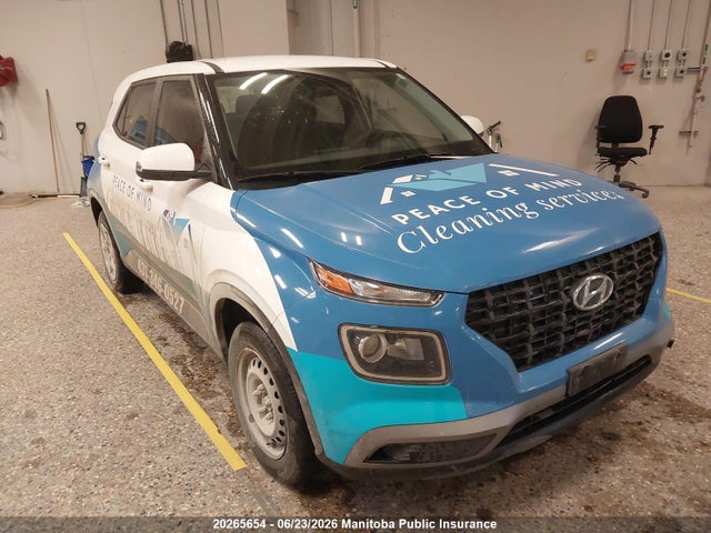 Hyundai Venue Essential 2025 KMHRB8A33SU418150 Image 1