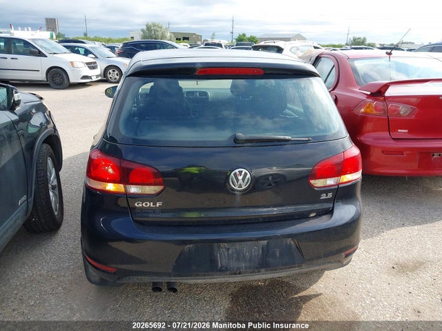 20265692 :رقم المزاد ، WVWDA7AJ8DW006923 vin ، 2013 Volkswagen Golf 2.5 مزاد بيع
