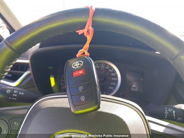 2022 Toyota Corolla Cross Le მანქანა იყიდება აუქციონზე, vin: 7MUBAABG5NV017151, აუქციონის ნომერი: 20265708