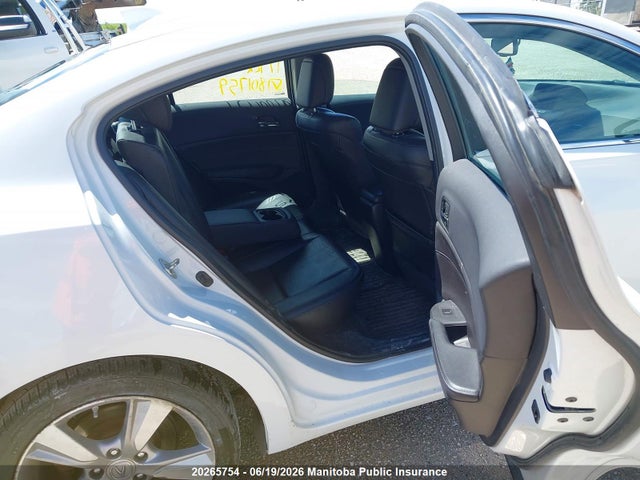 19UDE2F77HA801759 Acura ILX