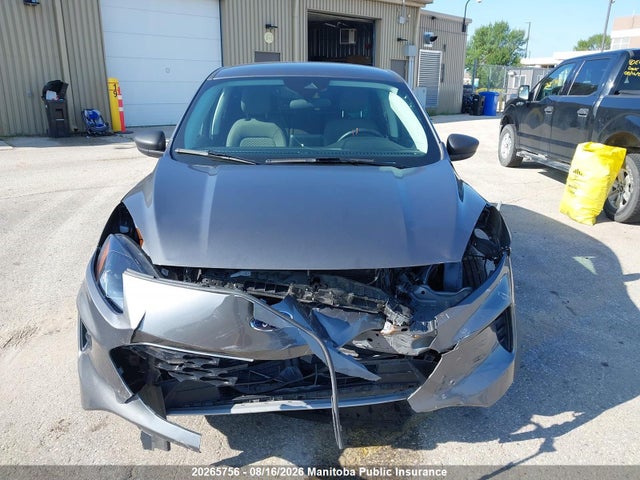 1FMCU0EZ8NUB55061 Ford Escape Se Hybrid