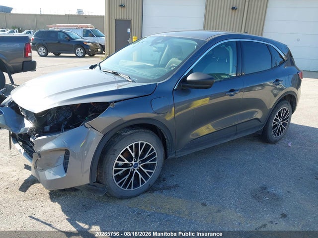 1FMCU0EZ8NUB55061 Ford Escape Se Hybrid