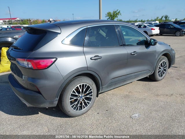1FMCU0EZ8NUB55061 Ford Escape Se Hybrid