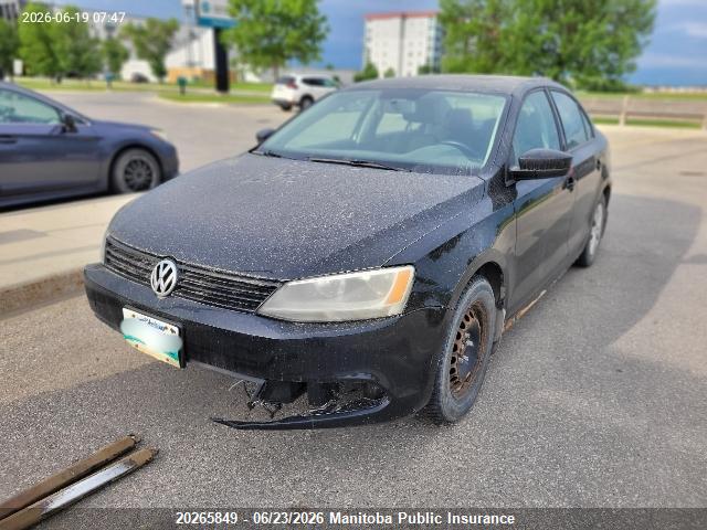 20265849 :رقم المزاد ، 3VW2K7AJ0DM449083 vin ، 2013 Volkswagen Jetta 2.0 مزاد بيع