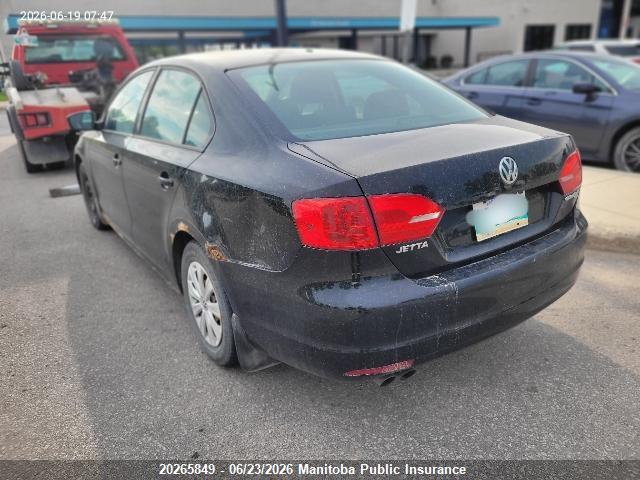 20265849 :رقم المزاد ، 3VW2K7AJ0DM449083 vin ، 2013 Volkswagen Jetta 2.0 مزاد بيع
