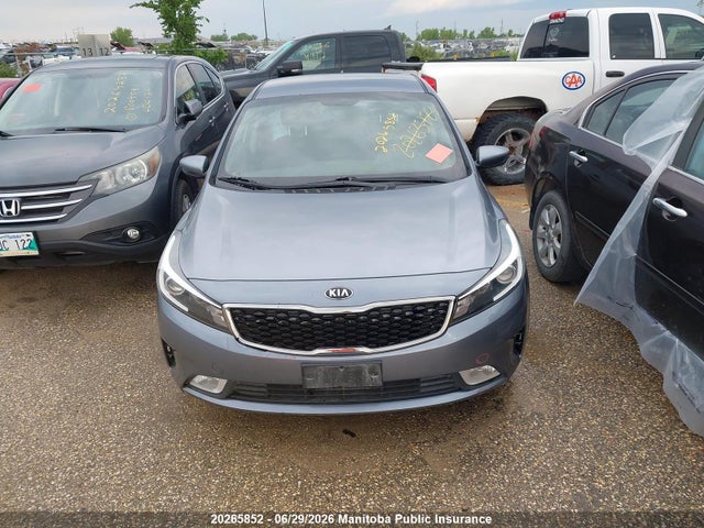 KIA FORTE LX 2017 3KPFL4A74HE146053 Image 12