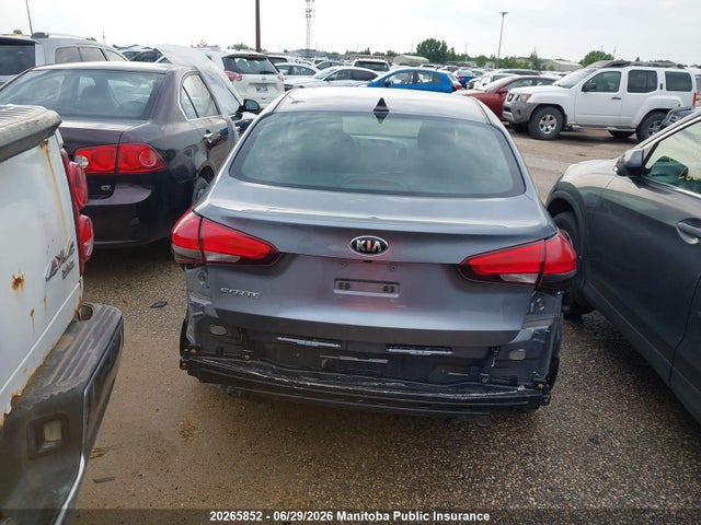 KIA FORTE LX 2017 3KPFL4A74HE146053 Image 16