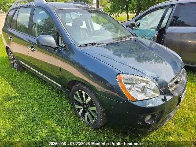 20265956 :رقم المزاد ، KNAHH8C81B7364320 vin ، 2011 Kia Rondo Ex مزاد بيع