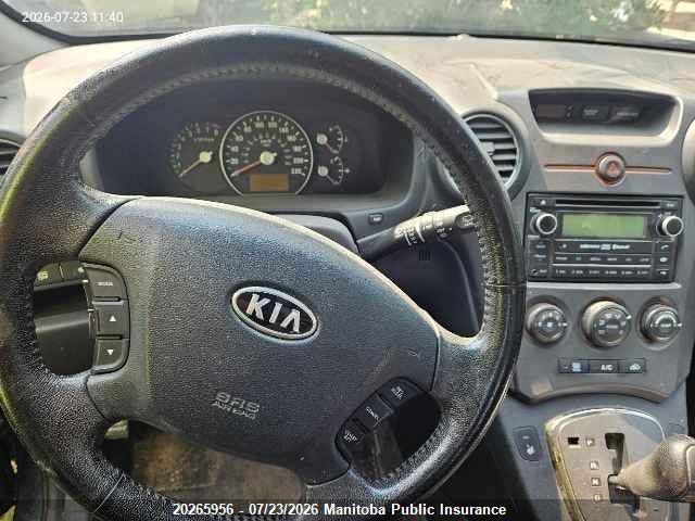 20265956 :رقم المزاد ، KNAHH8C81B7364320 vin ، 2011 Kia Rondo Ex مزاد بيع