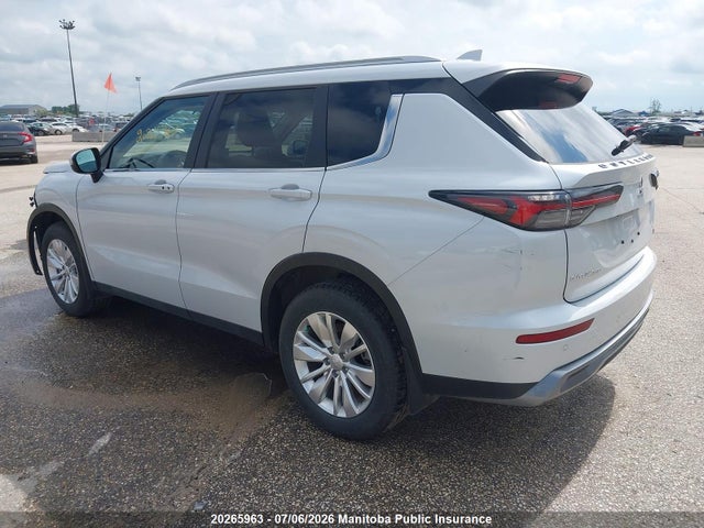 Mitsubishi Outlander Se 2025 JA4J4VA85SZ621544 Image 3