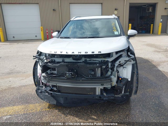 Mitsubishi Outlander Se 2025 JA4J4VA85SZ621544 Image 6
