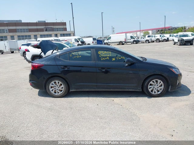 Hyundai Elantra Essential 2020 KMHD74LF4LU924079 Image 13
