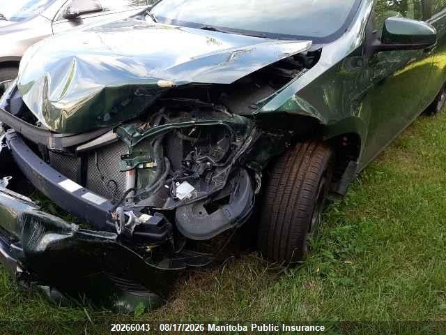 2T1BURHE6FC288896 Toyota COROLLA LE