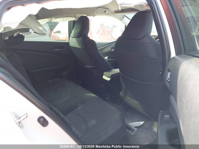 Toyota Prius 2018 JTDKBRFU4J3059182 Image 8