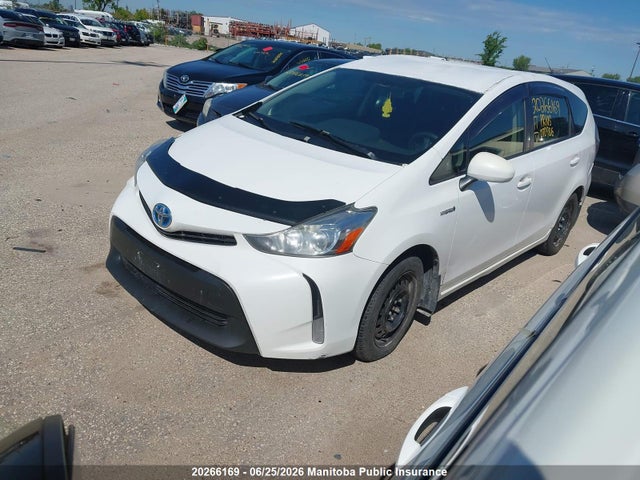 JTDZN3EU8HJ070986 Toyota PRIUS V