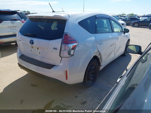 Toyota PRIUS V 2017 JTDZN3EU8HJ070986 Image 4