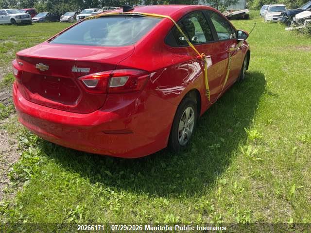 20266171 :رقم المزاد ، 1G1BC5SM9J7148629 vin ، 2018 Chevrolet Cruze Ls Turbo مزاد بيع