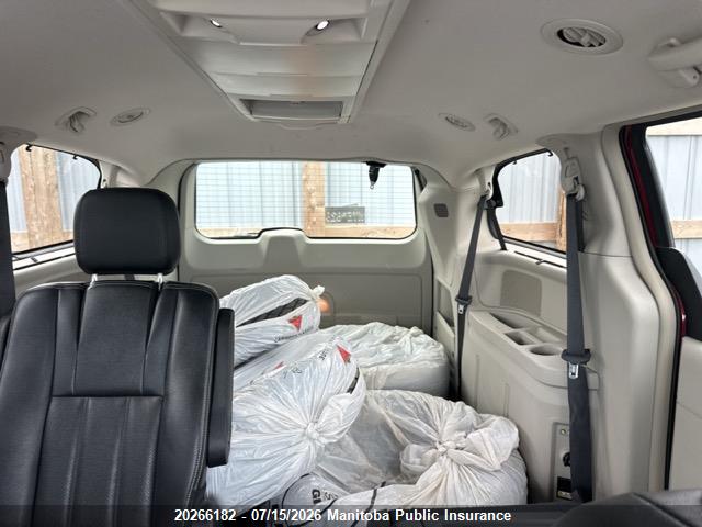 Dodge Grand Caravan Crew 2017 2C4RDGDGXHR575946 Image 8